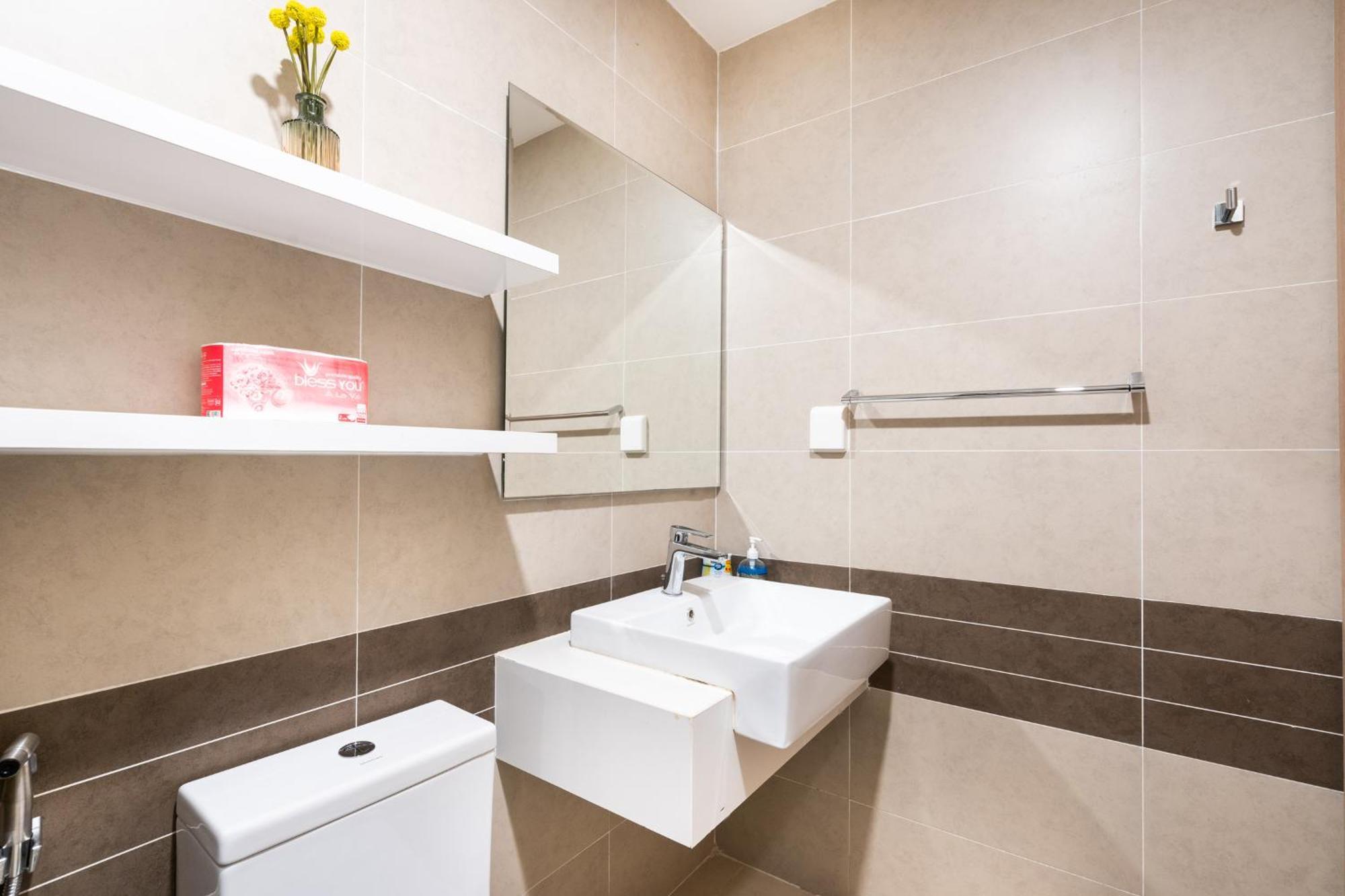 Henry Home - Rivergate Ho Şi Min Exterior foto